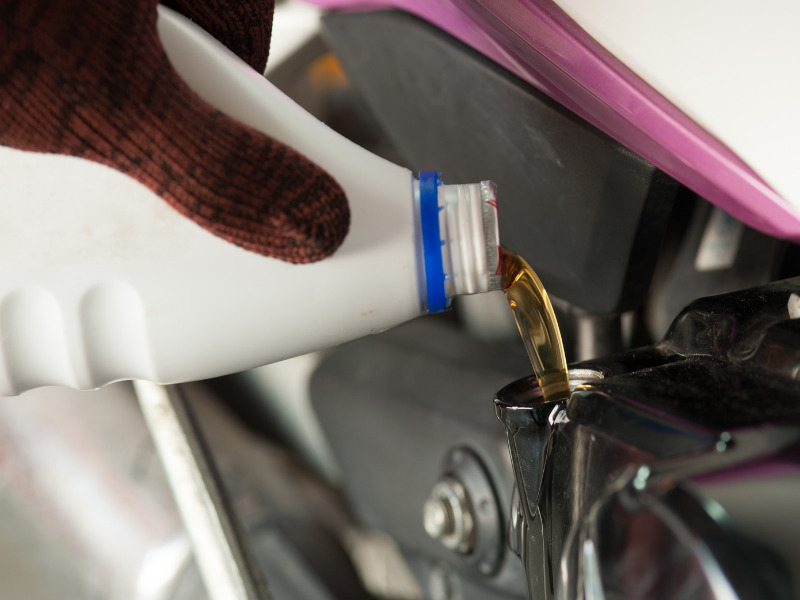 Engine oil for bikes